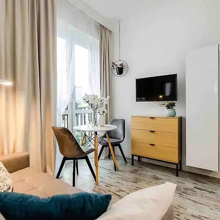 Lux Apartament W Centrum, Plac Konstytucji, Klimatyzacja, Widokowy Varşova